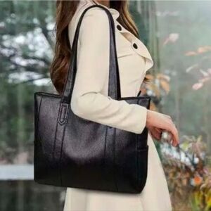 NEW - Black - Women’s Vintage Large-Capacity Tote – Vegan Leather